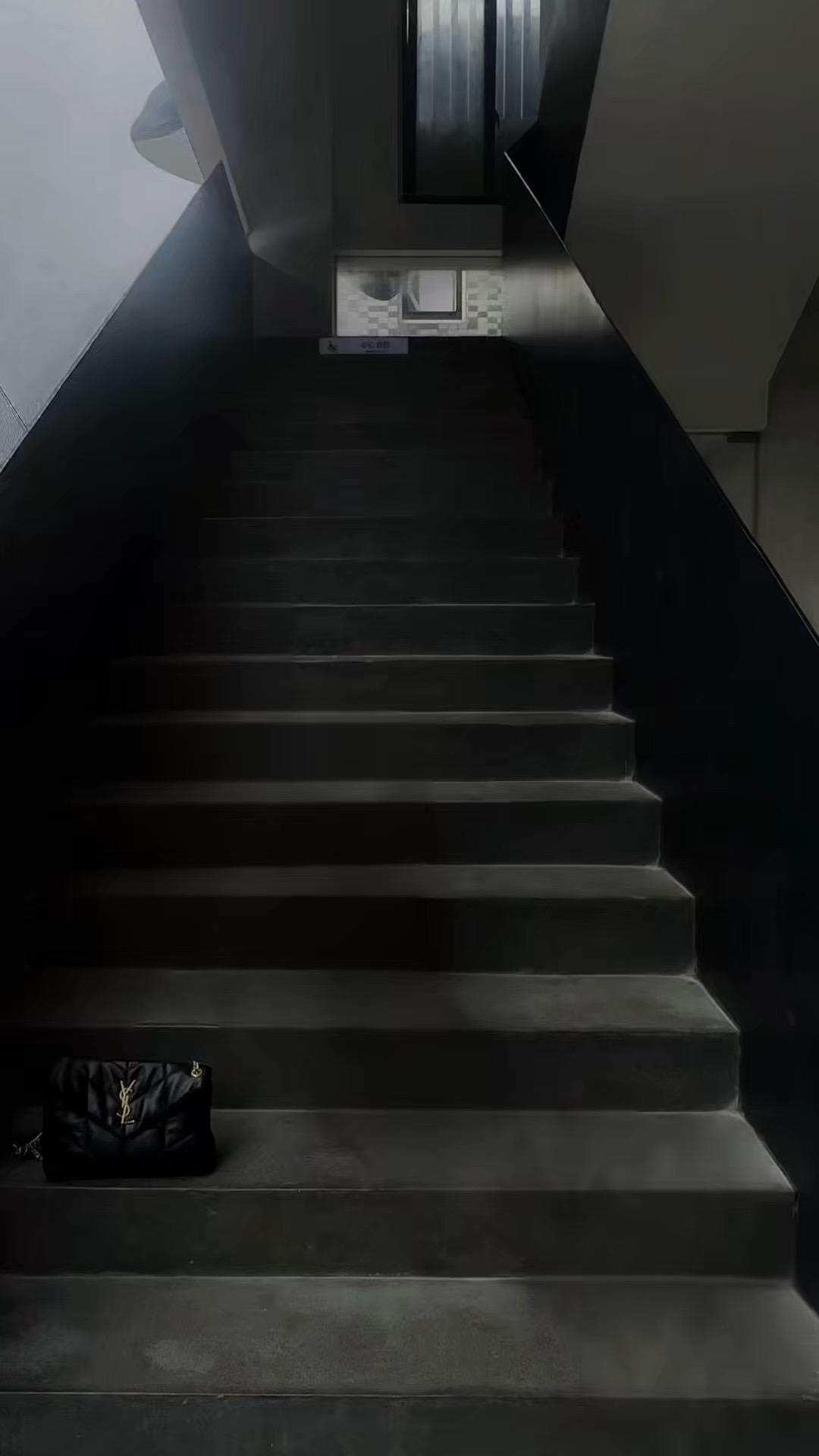 不喜欢我的让一让 让喜欢我的到前面来