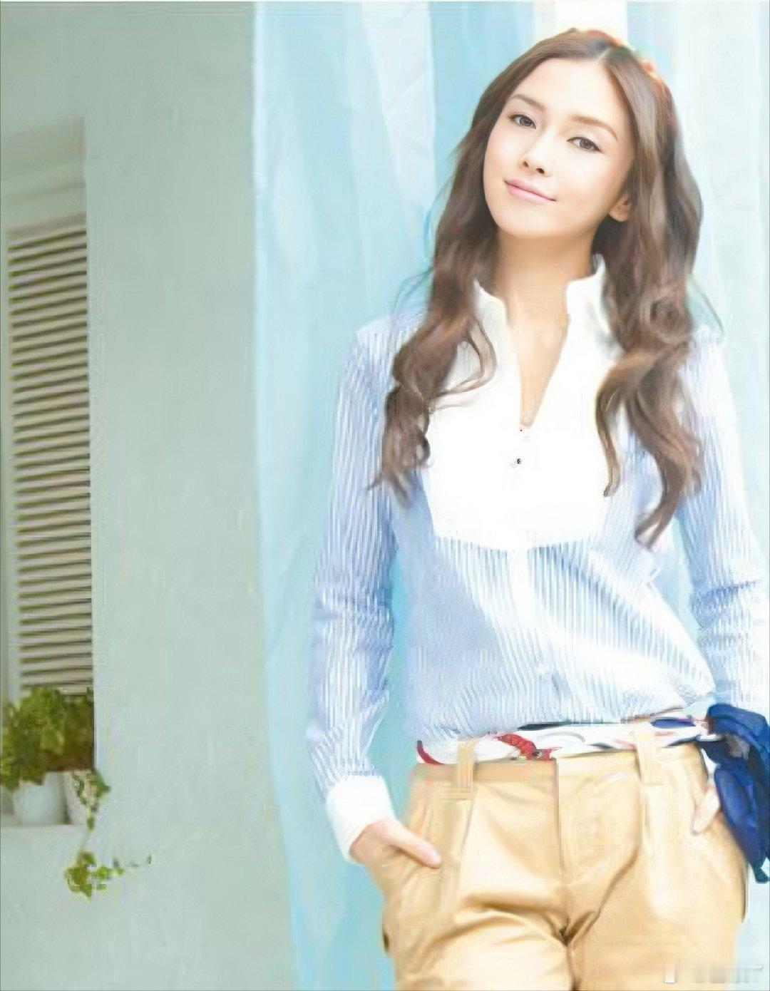 angelababy[超话] [兔子]angelababy三阳启蛰六迎粲然 你有