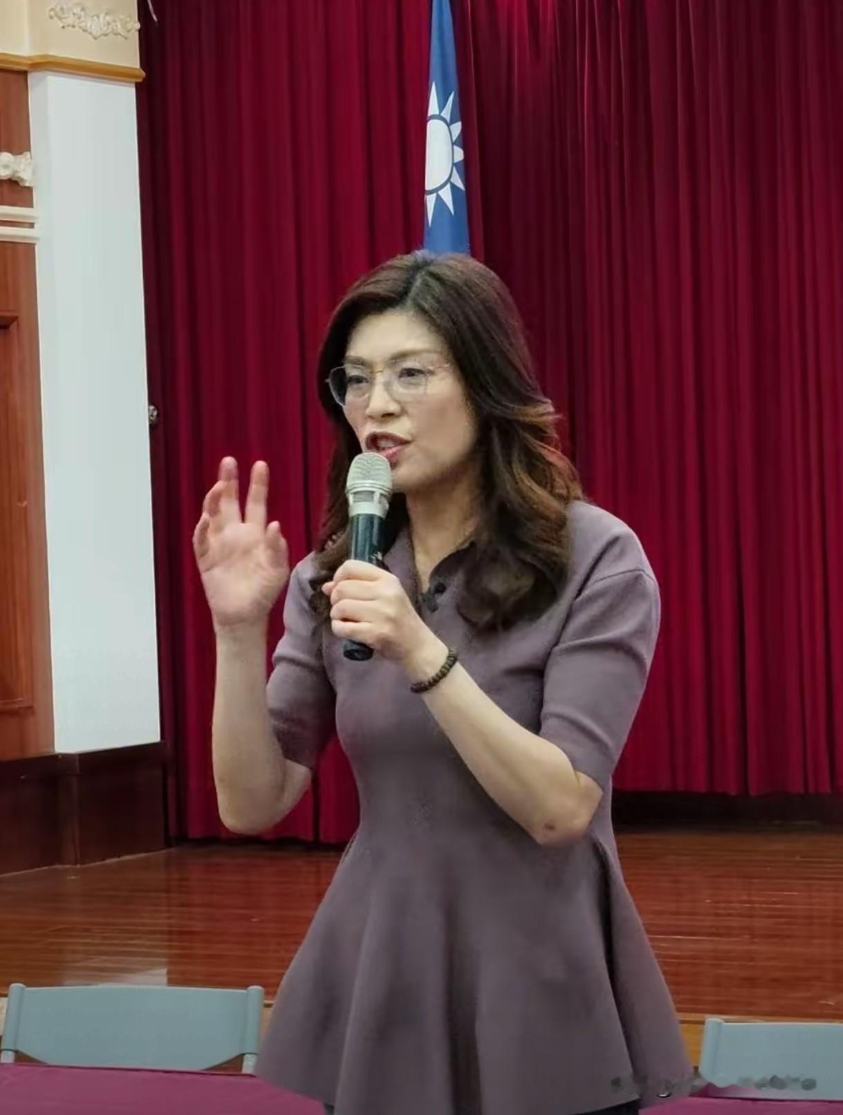 郑丽文公开痛批赖清德当局：别让台海百姓为政治内耗买单
 
6月29日，国民党主席