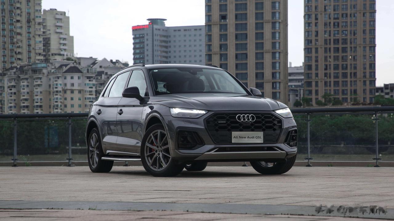  奥迪Q5L以一波疯狂的“5连涨”，拿到了62617辆的总成绩！上半年的奥迪Q5