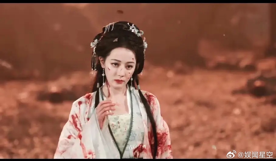 可以确定《白日提灯》爆不了了播出六天 最高热度只有27000讨论度越来越低，要开