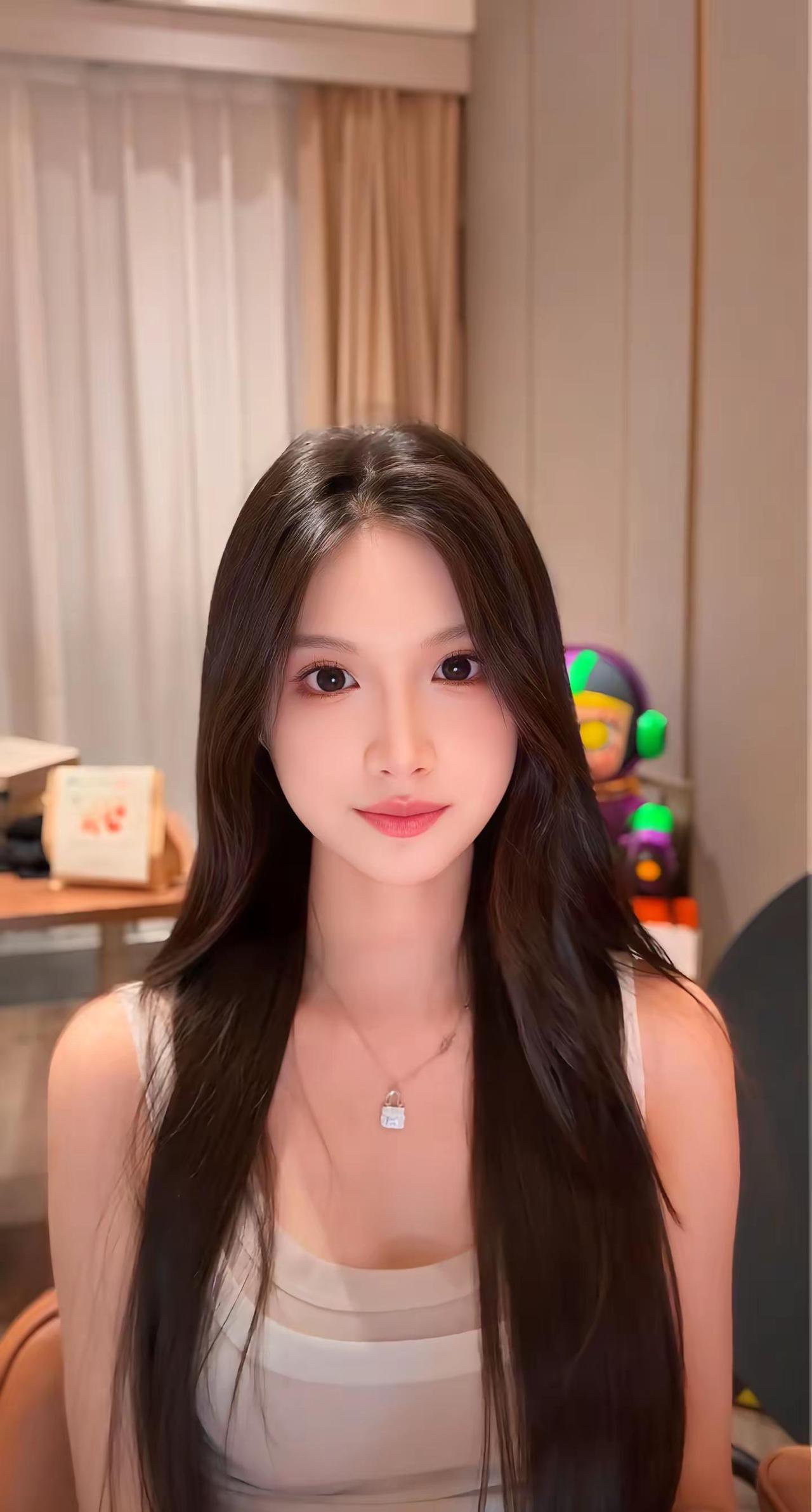 今晚的琳美花直播。琳园长 爱了爱了 超级美  怼脸拍