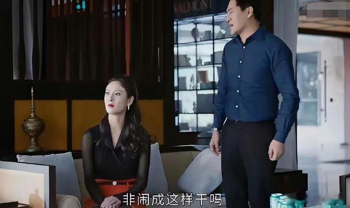 片约不断，却演啥毁啥，《执行法官》的两个戏混子该把机会让给新人了！ 