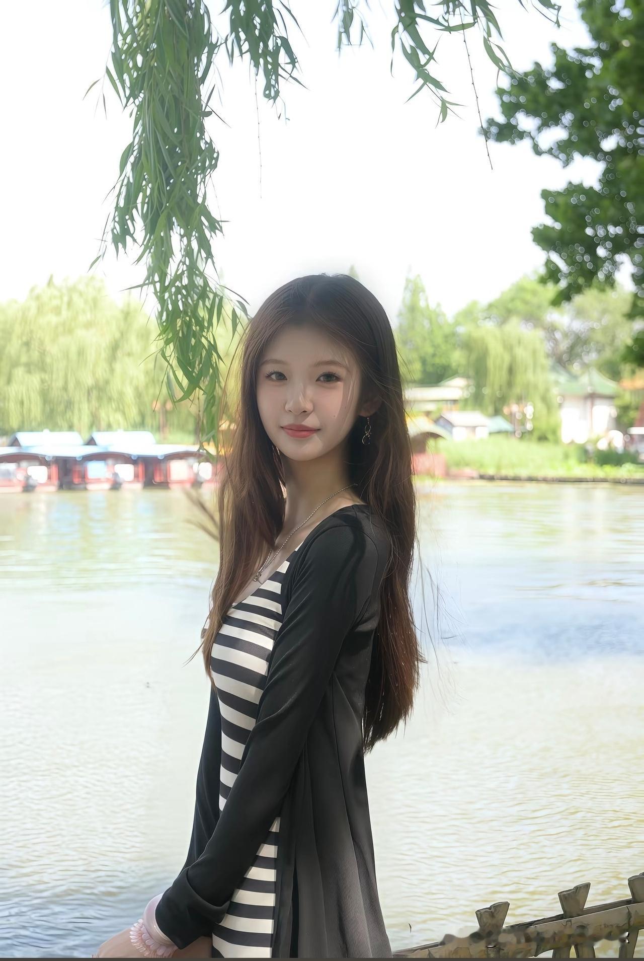 夏天真好，可以穿这种漂亮的衣服
