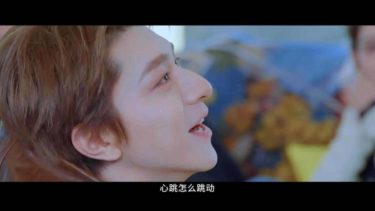 王玉雯嗑到林一周也刘宇宁看林一周也演戏哭了林一周也这场即兴重逢戏份完成度极高，单