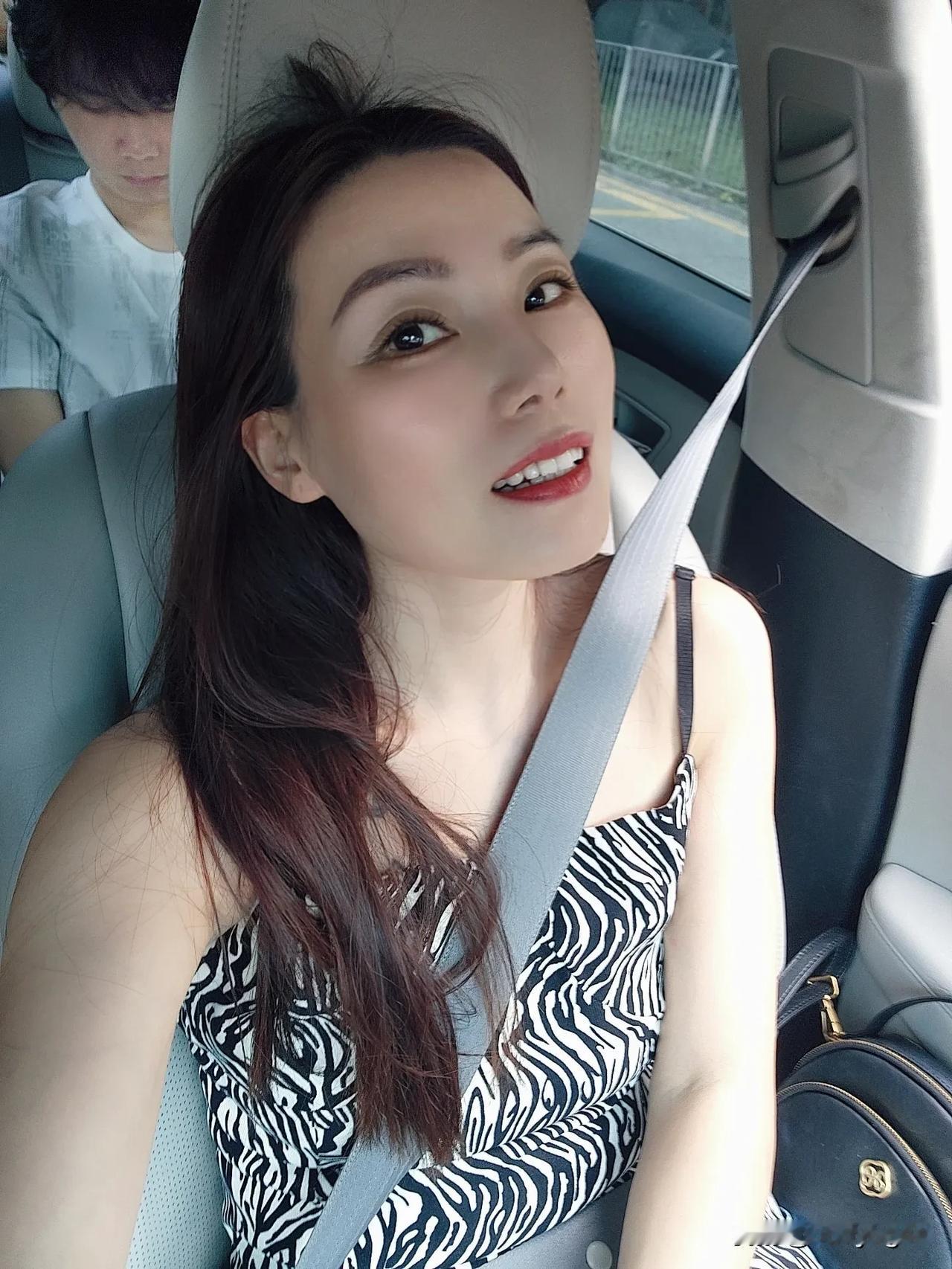 假期结束送我的男孩👦🏻赶回学校🏫上课喽，大一的孩纸加油吧！我的男孩一不小心