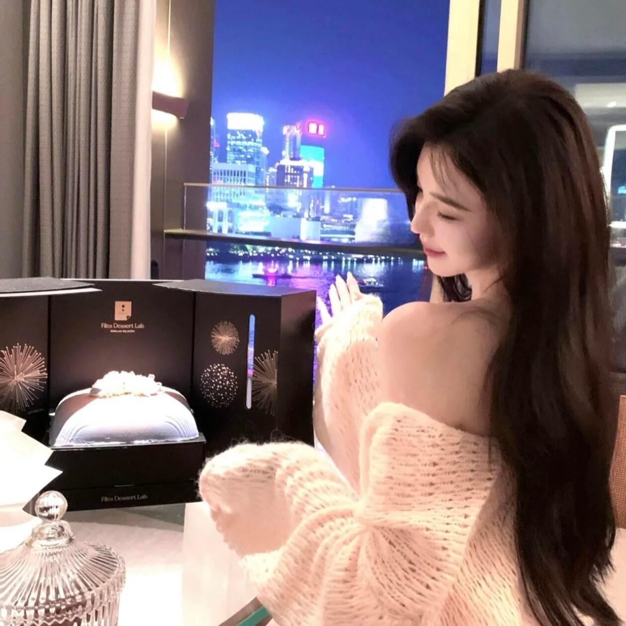 𝙒𝙚𝘾𝙝𝙖𝙩女头｜精选女头｜氛围感头像无水印❤️ ​​​