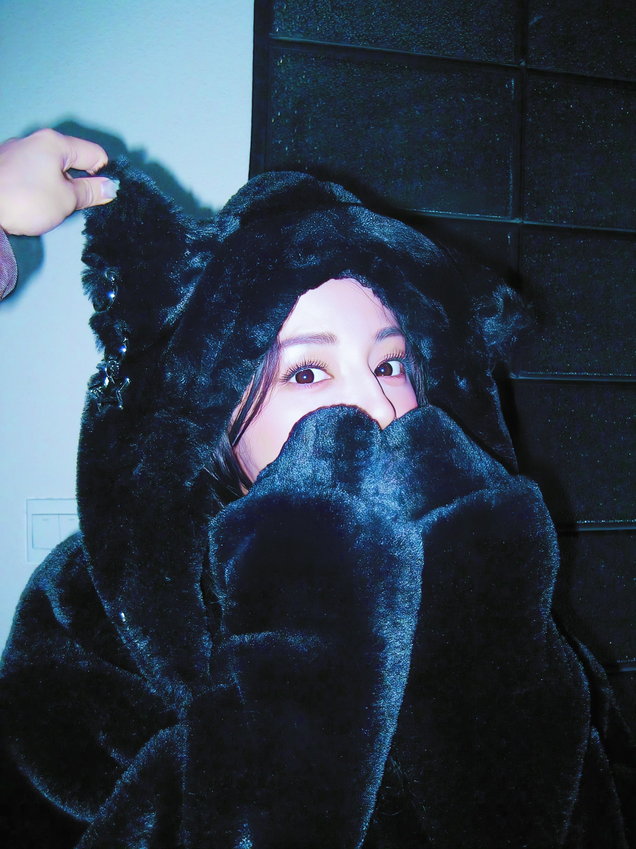 给迪丽热巴的新年心意 dlrb迪丽热巴 像星辰坠落大海，像烟火燃向黑夜，像清风吹