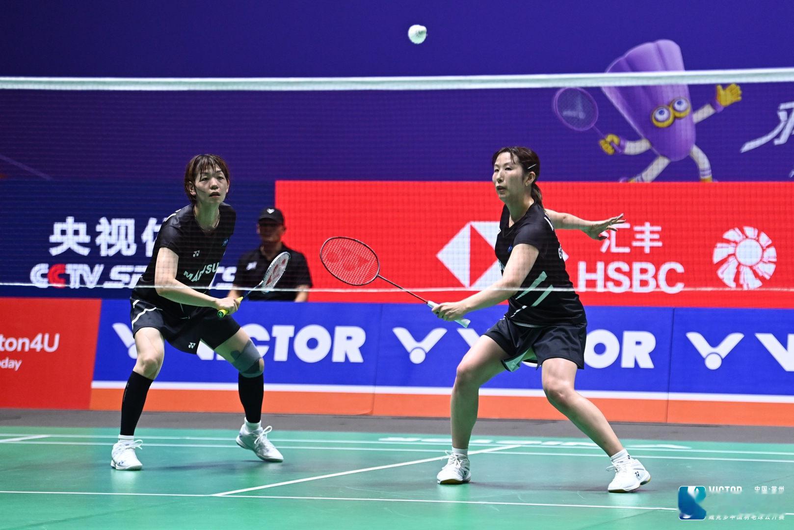 广田彩花/樱本绚子🇯🇵 21-16、21-4 🇮🇩拉马丹蒂/阿玛莉亚下轮