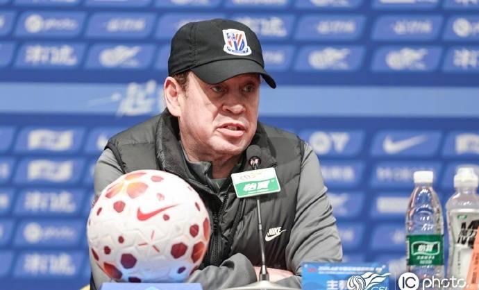 斯卢茨基表示明天超级锋霸盖伊可以复出！这让申花球迷非常振奋！看来客场赢津门虎没有