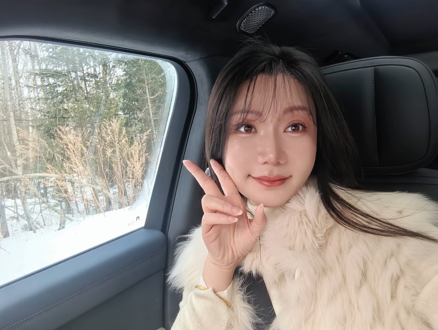 我的宝子们都起床了吗？南方小土豆已经到长白山撒野了🏔有华为乾崑 智驾雪地我也随