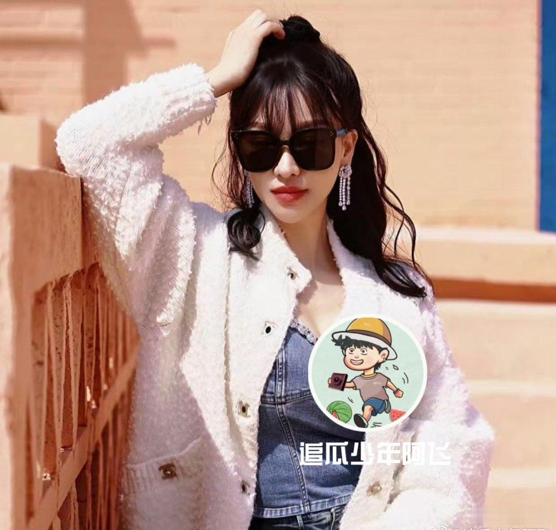 网传与天王产子女股东照片曝光与三字天王产子女股东照片曝光长得蛮漂亮的，如果是真的