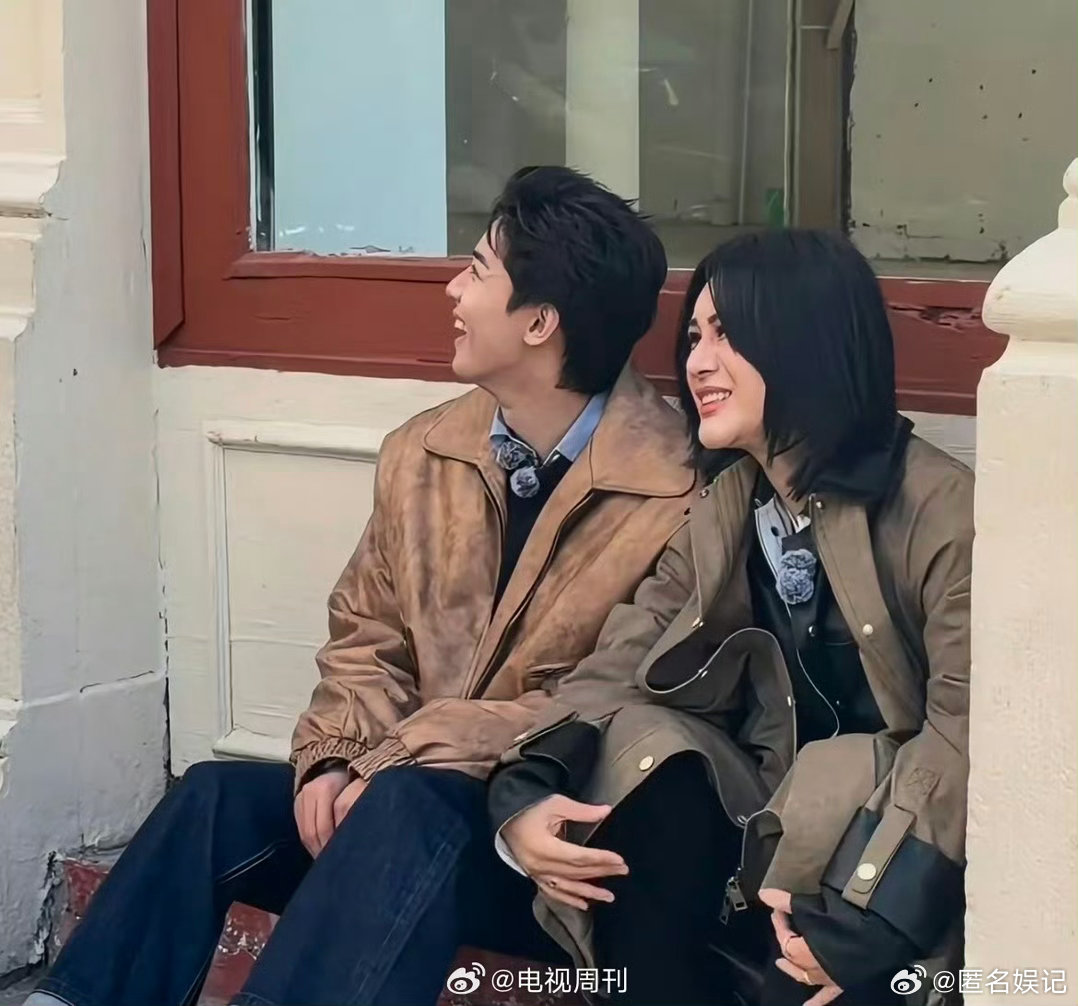 李佳琦打不过就加入合伙人 单打独斗不如并肩作战，这波合伙稳了！ 