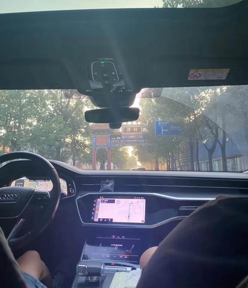 弟弟的车过户给我
刚买了半年的车，现在需要过户给我，4s店送的保养还作数吗

还