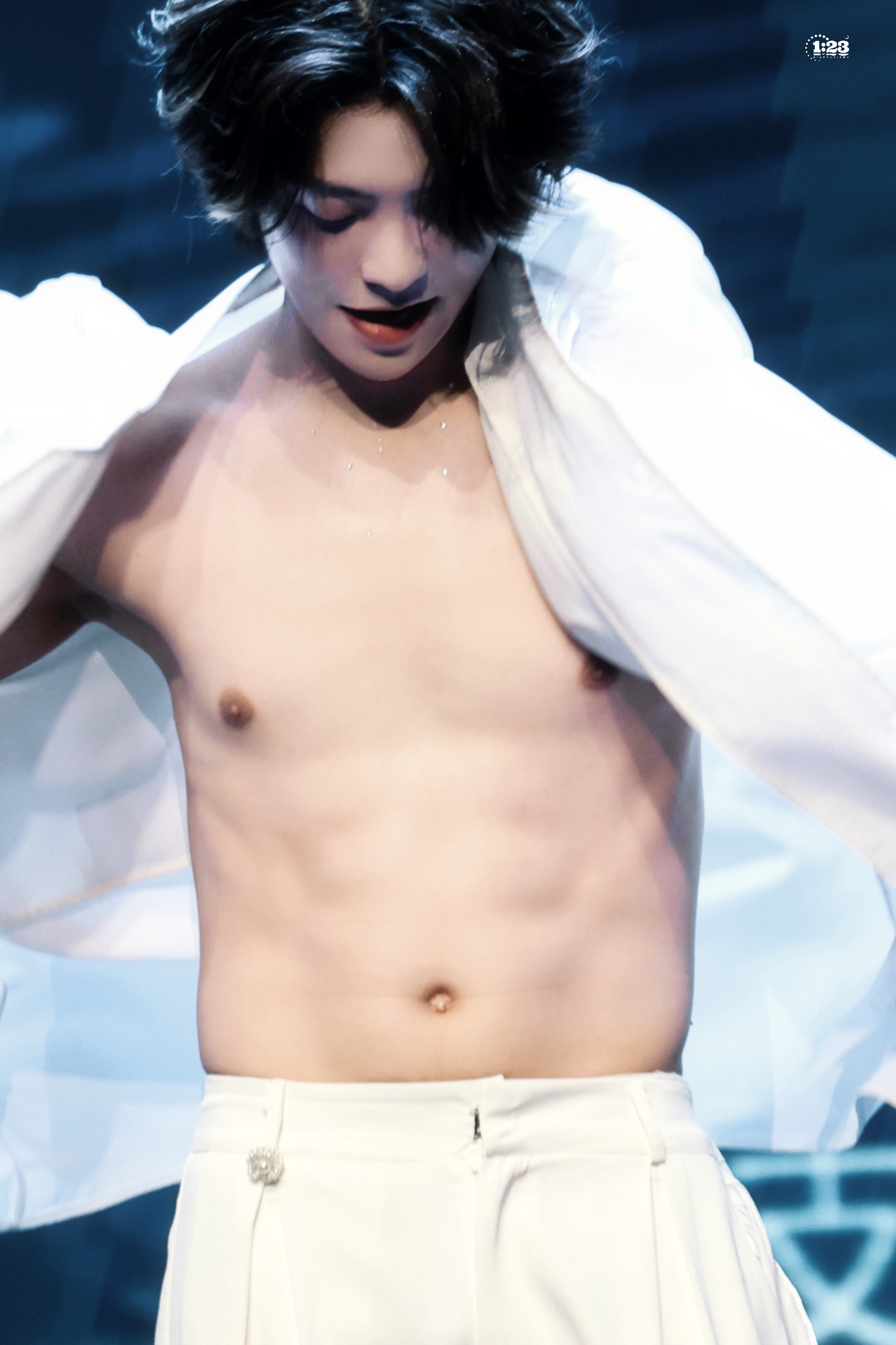 早！富有且慷慨的欣赏一波