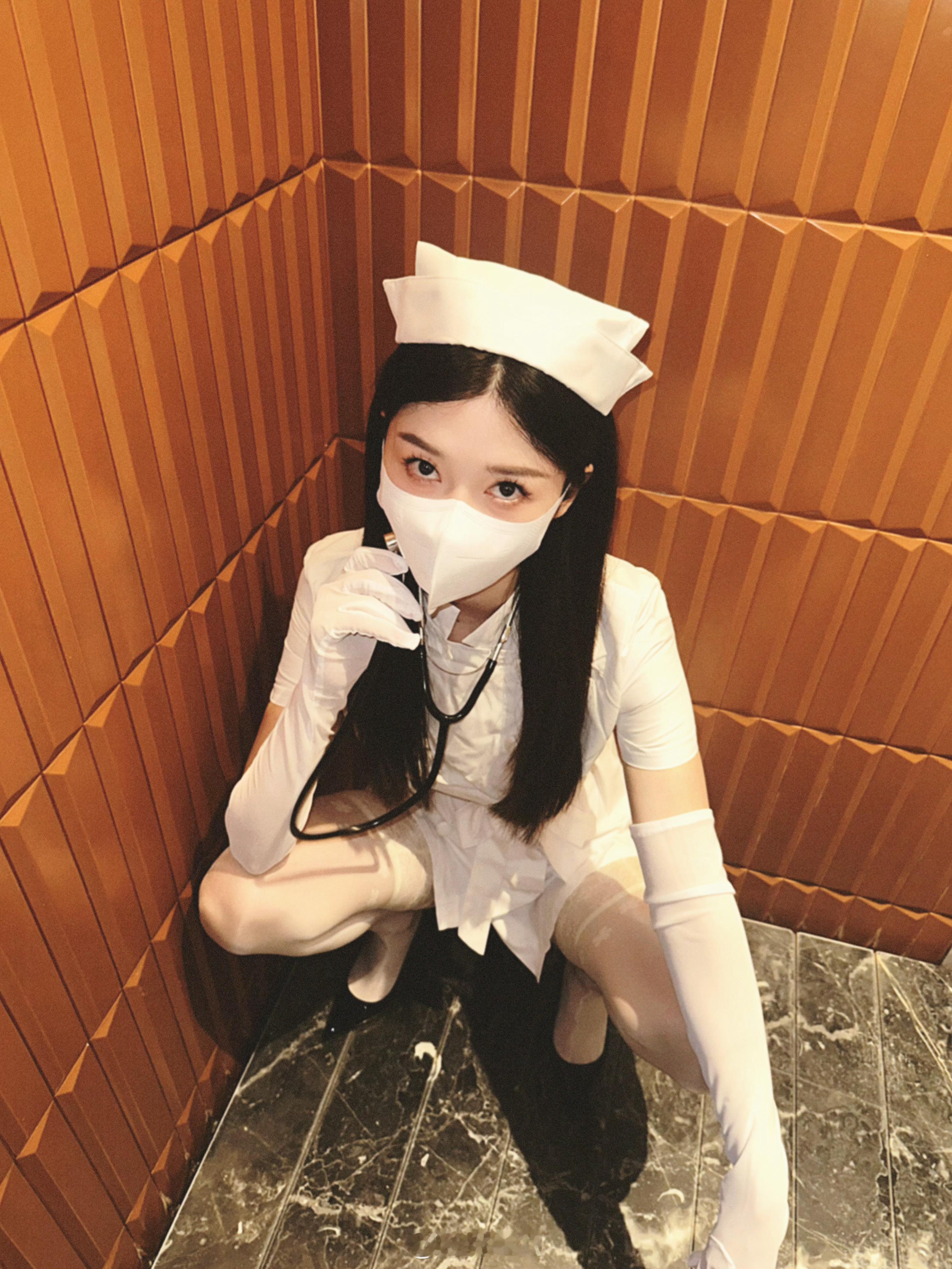 让我听听你的心跳cosplay涞觅润丝 ​​​