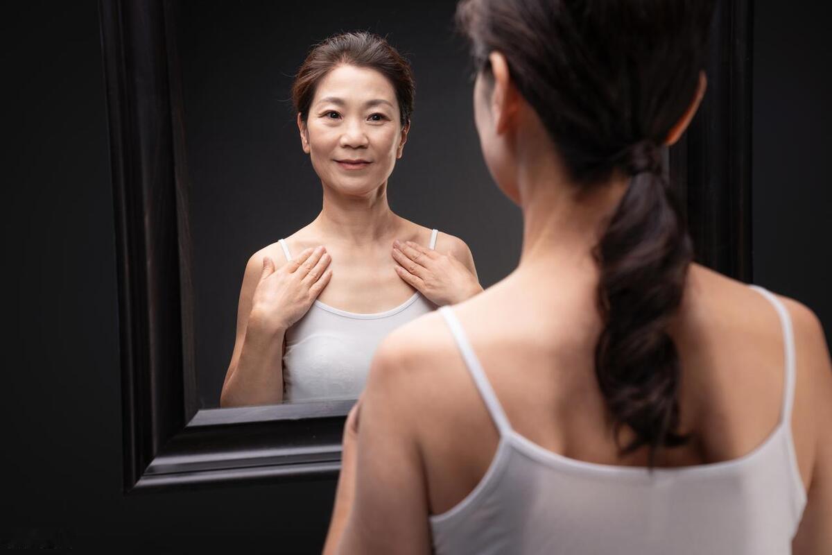 从打工妹到女首富：中国传奇女性的高能量人生

2025 年，资本市场迎来一则重磅