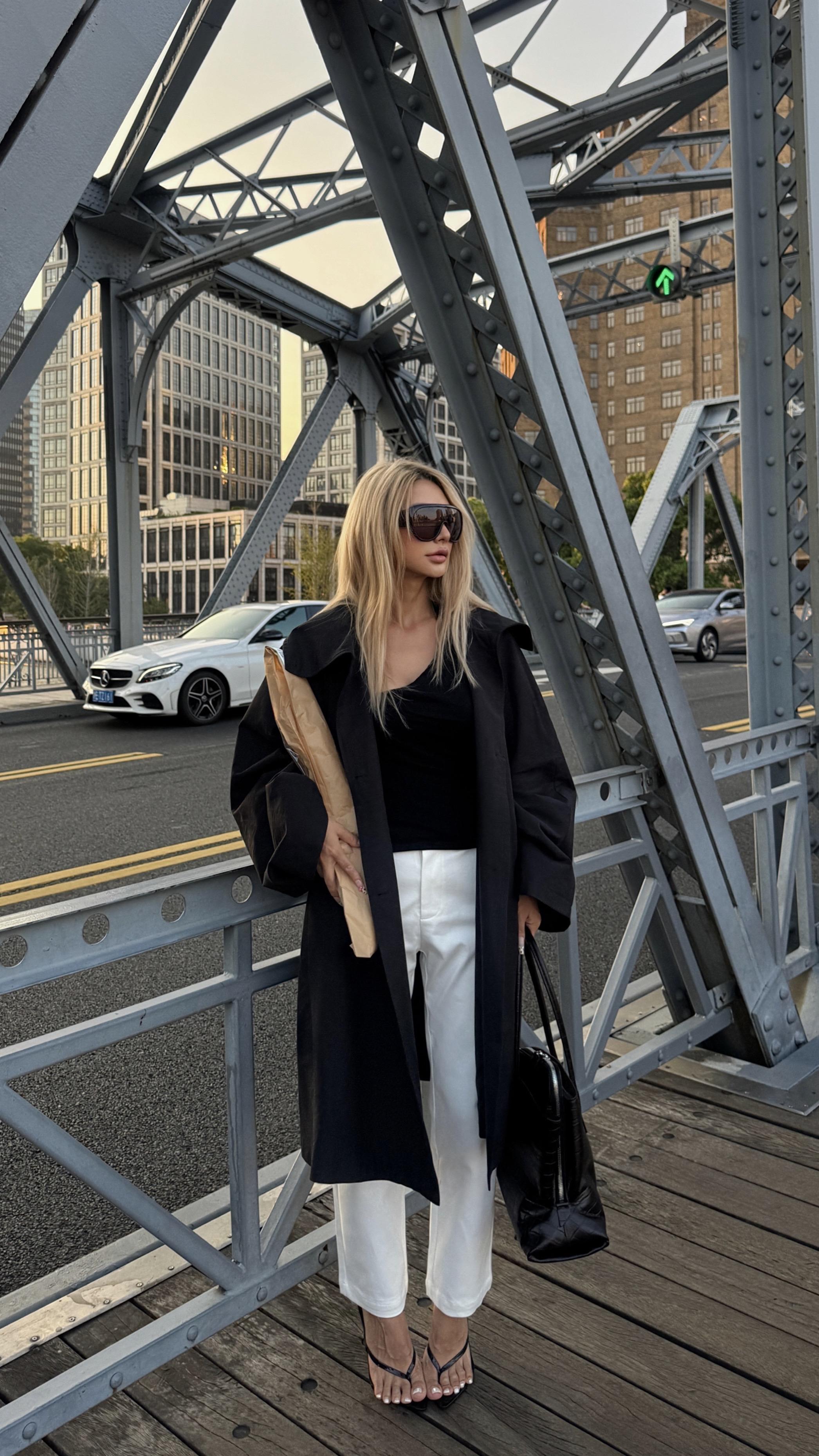 收敛一点吧你就。