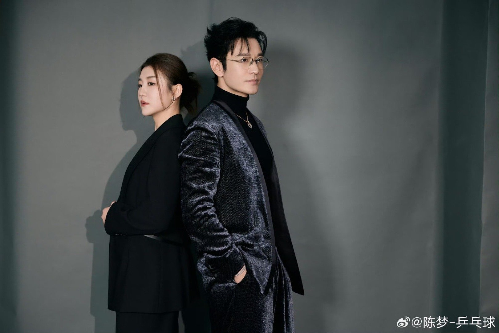 陈梦黄晓明合照 陈梦晒与黄晓明合照：这不是巧了😉酷酷的妹碰到了帅帅的哥体育共创
