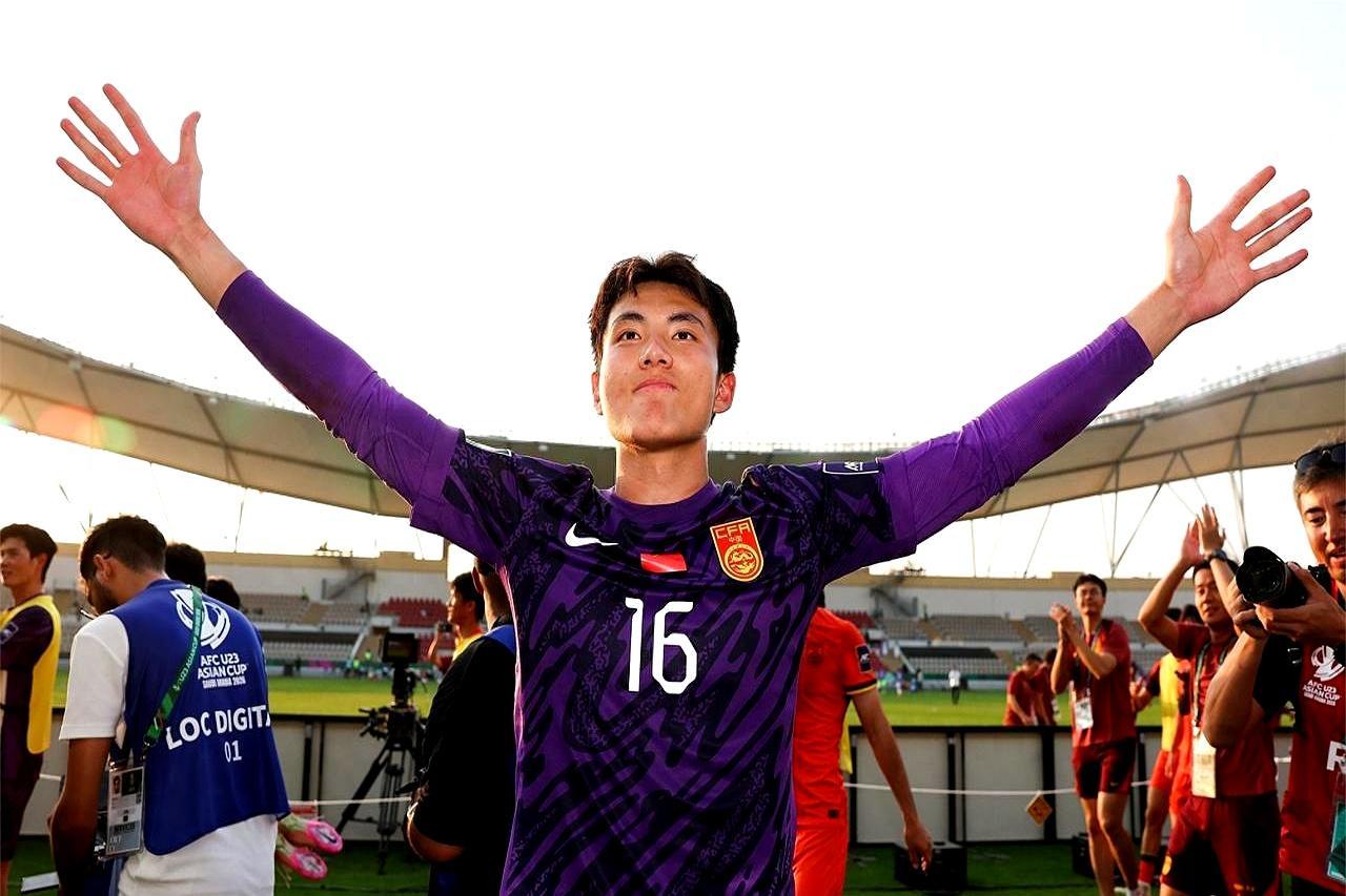 U23亚洲杯，中国五场零封，李昊把门焊死。
 
小组赛16扑，八强点球再封喉，半