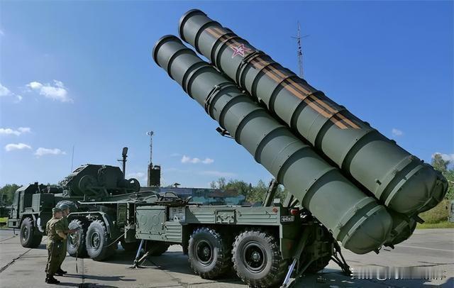 S-400暗藏自保底牌！俄出口装备锁死核心机密，土耳其左右为难
 
关注我，解析