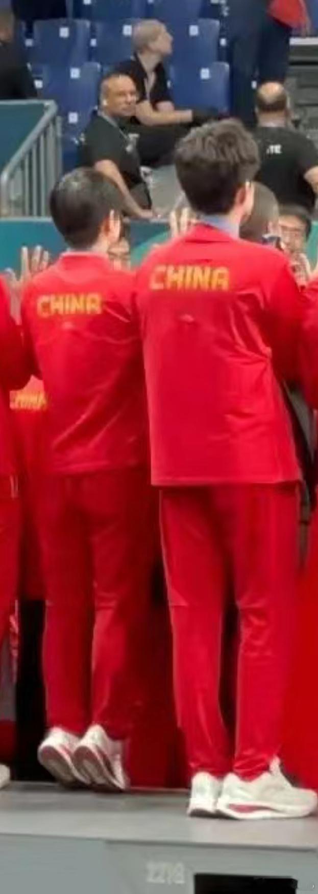 垫脚也太可爱了🥹🥹🥹 ​​​