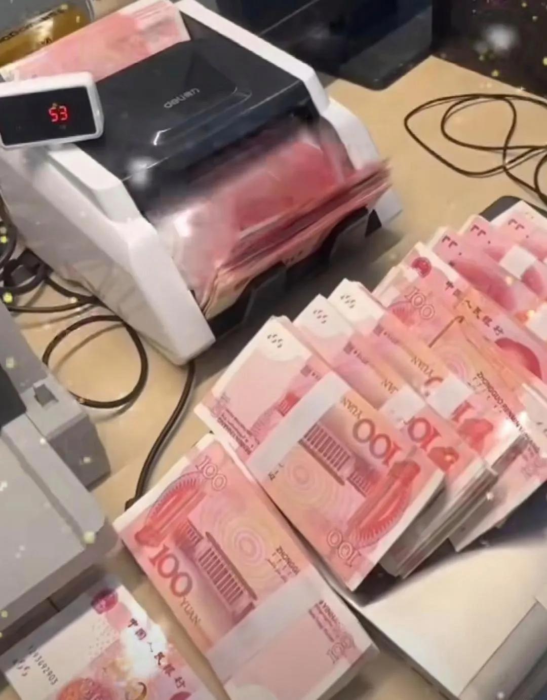 银行碰到硬茬了!深圳一男子，从信用卡里刷了100万没还，之后却意外去世。银行要求