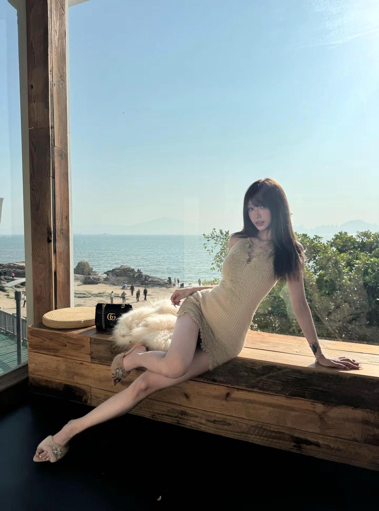 不知道 反正我的身材很曼妙