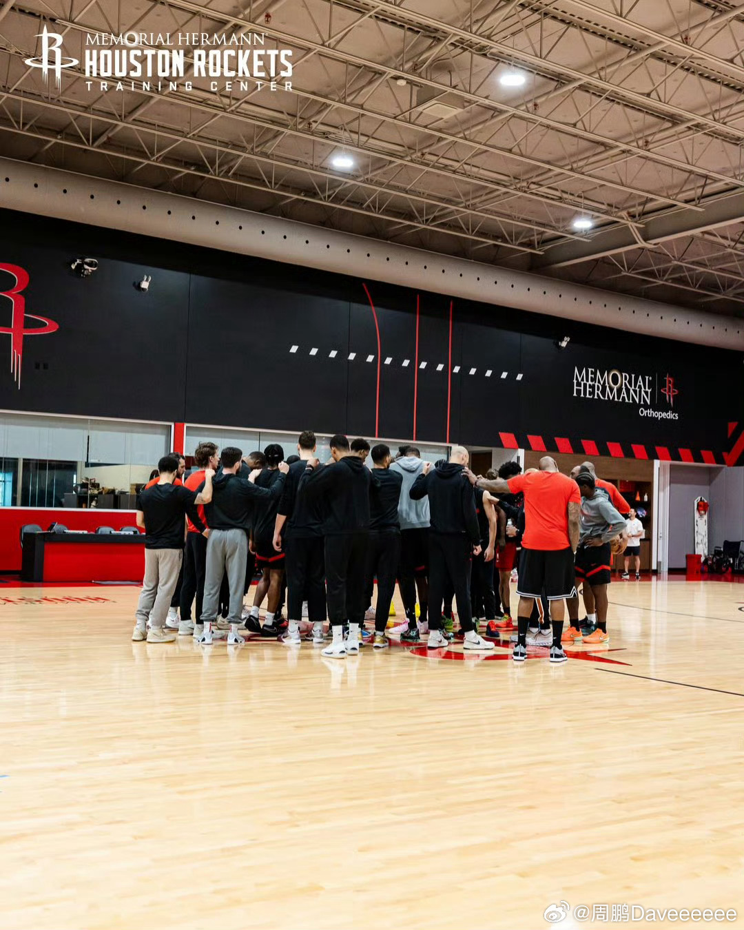 自2月27日战胜魔术开始，火箭就连续复制着“赢一场，输一场，赢一场，输一场”的起