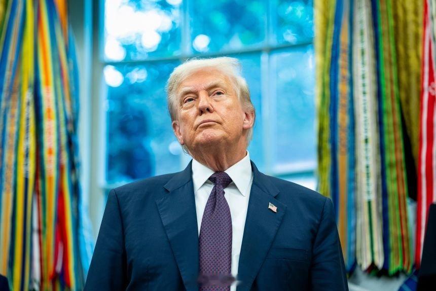 重大新闻： 特朗普将全球招募雇佣兵黑客进行网络攻击。据彭博社报道，特朗普政府正准