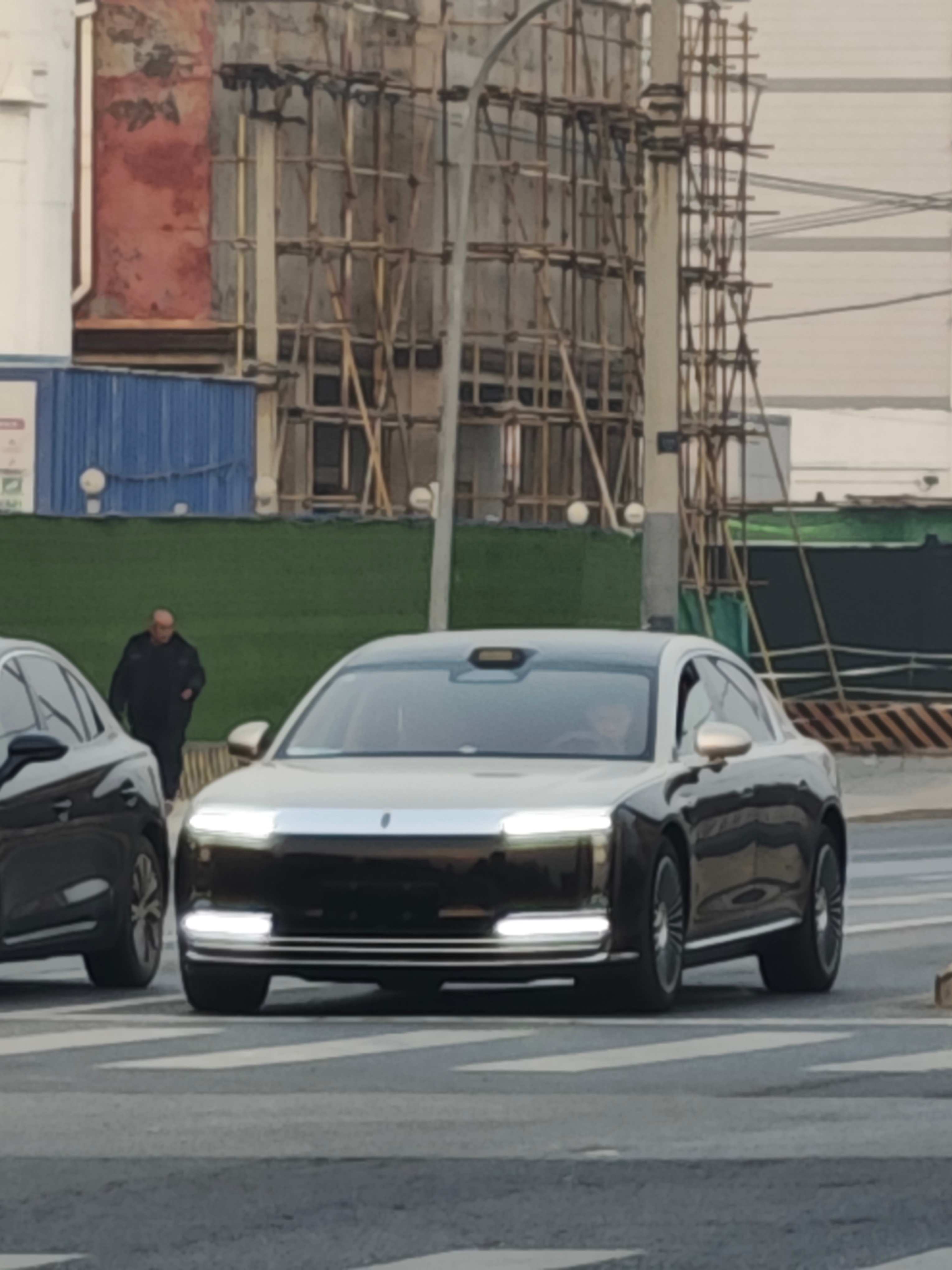 最近看到的尊界s800是真不少呀，各位大佬分享一下用车心得～尊界s800