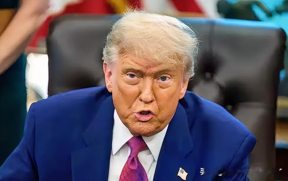 特朗普傻眼了！
 
就在他出武器装备给台湾，中国首次以“武力”威慑美国。中国公开