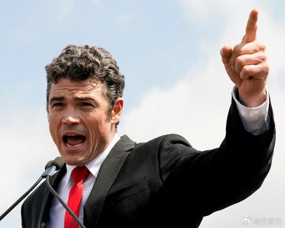 ‼️  川普亲自挑选的反恐情报高官乔·肯特在辞职之前，去见了副总统万斯。    