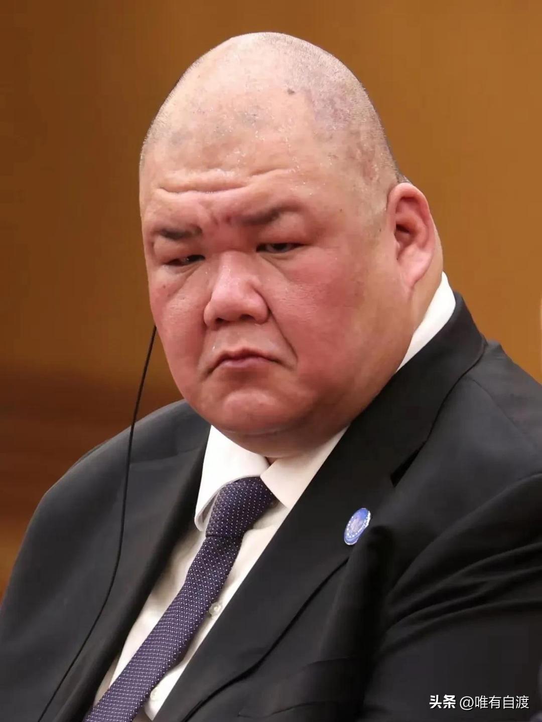 大家发现没有？
要说在飙脏话方面，川普包括他的草台班子成员，从未被超越。他们说第