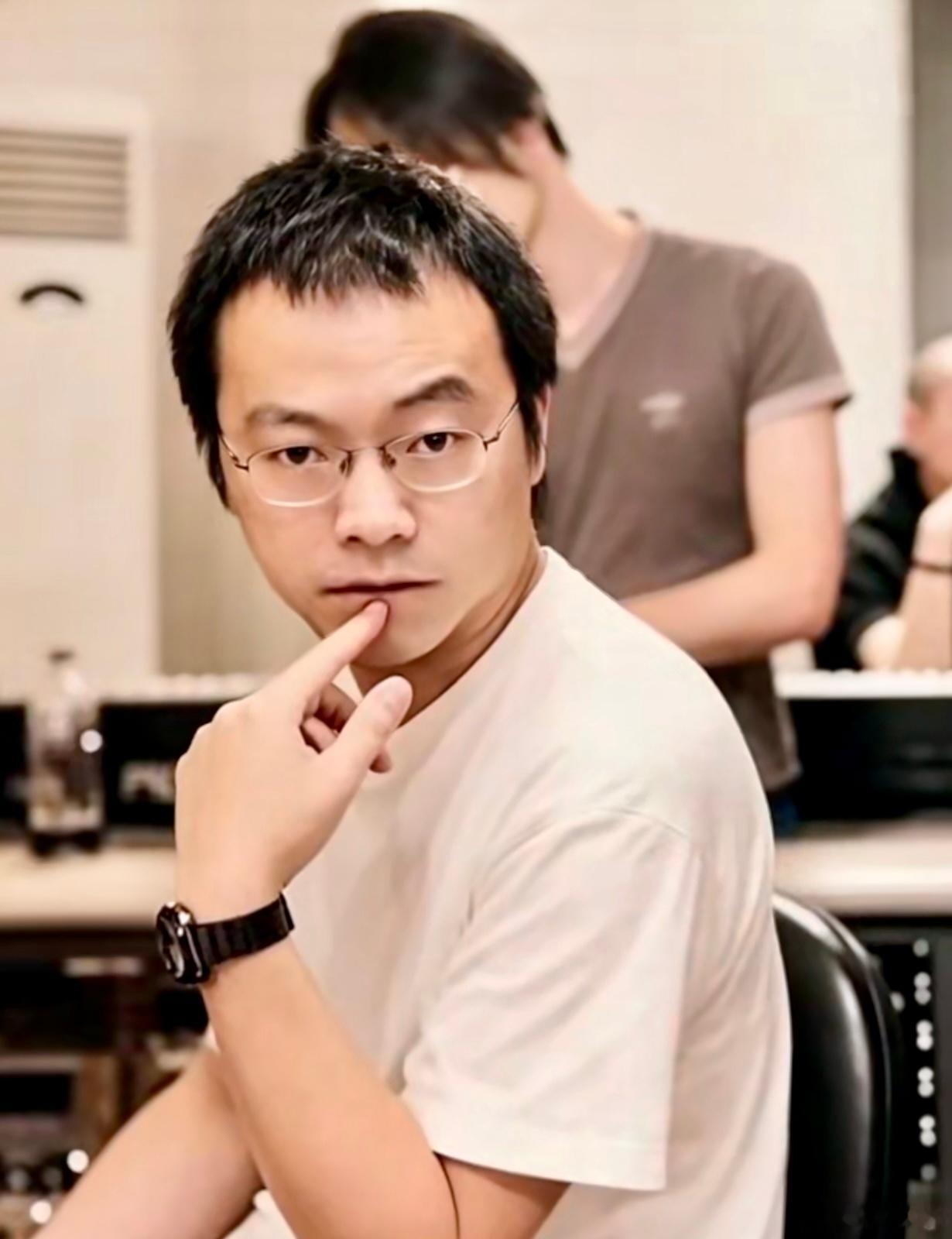 “崔神窦仙儿时间”之窦唯，很喜欢这张…… 