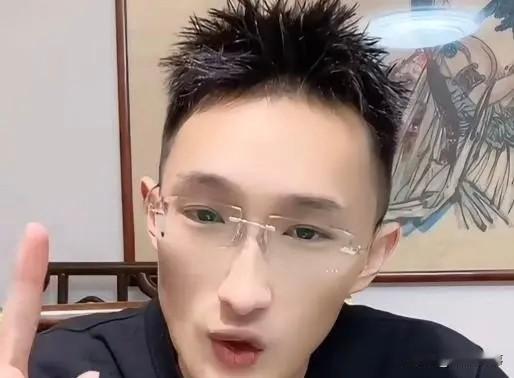 驴家岩四谈论九天虽回归直播，但并不代表已经相安无事！

         现在最