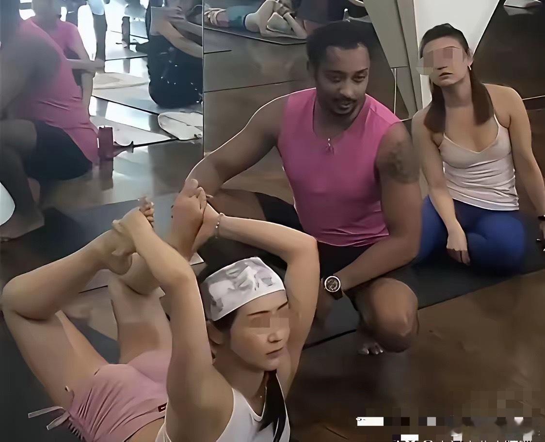 2026年7月，郑州警方刑事拘留了一名印度籍瑜伽教练。在印度是无业游民，不务正业