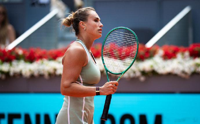 萨巴伦卡完胜拿下红土赛季开门红WTA1000马德里站第二轮，卫冕冠军、头号种子萨