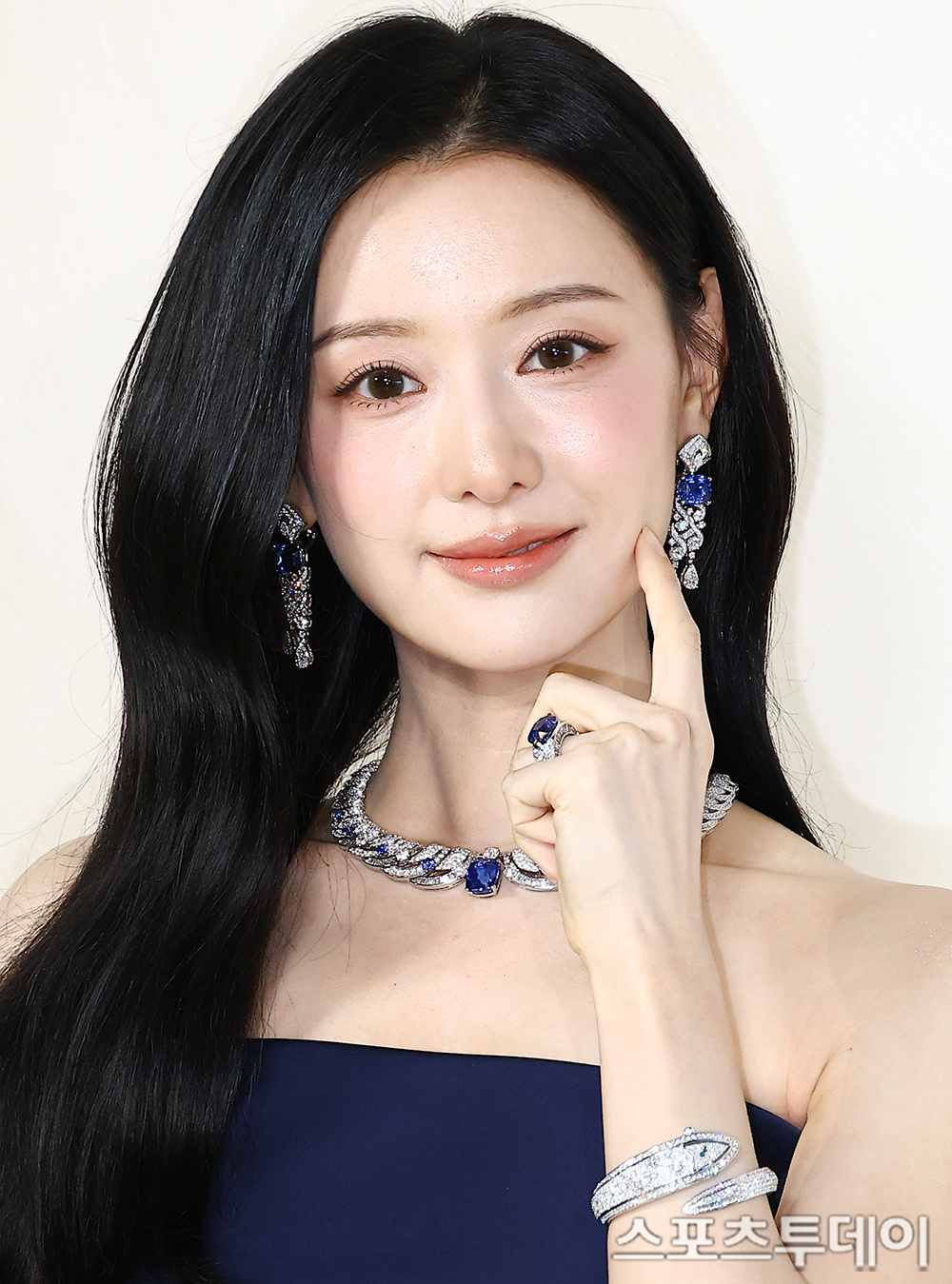 金智媛 