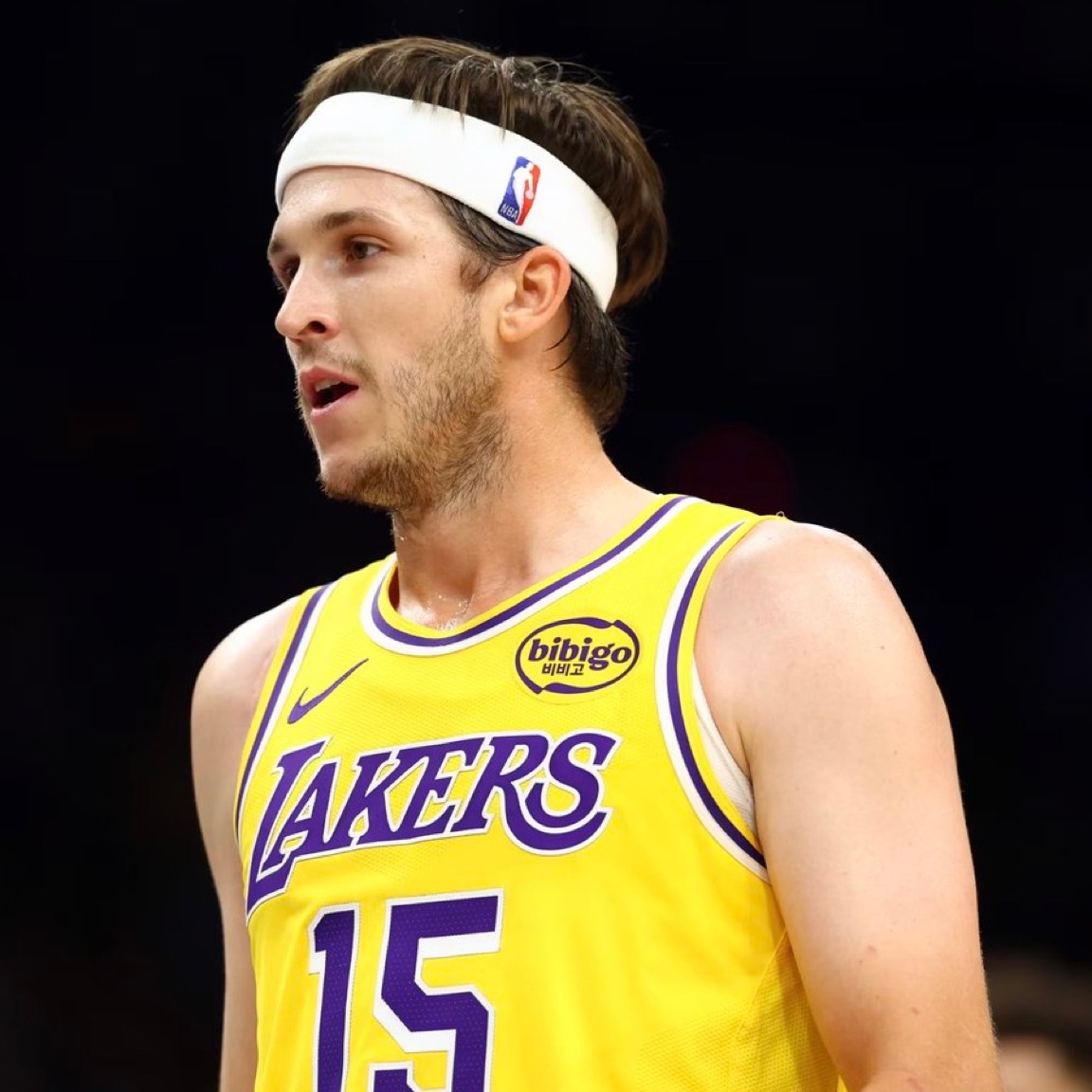 今年夏天，奥斯汀·里夫斯有资格与湖人队续签一份价值 2.41 亿美元的 5 年顶