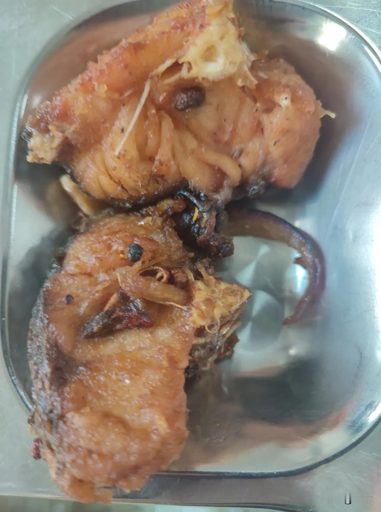 糍粑鱼🐠
