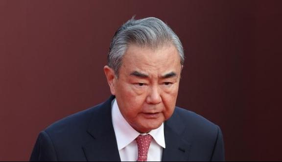 国家这下终于看明白了！针对台湾回归问题，拖的越久，付出的代价也就越大。王毅外长曾