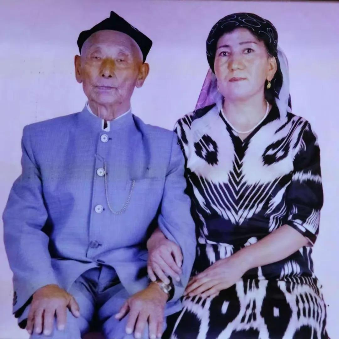 中国唯一在世末代王妃在岁月变迁中的坚守与平凡
 
在历史的长河中，王侯将相的辉煌