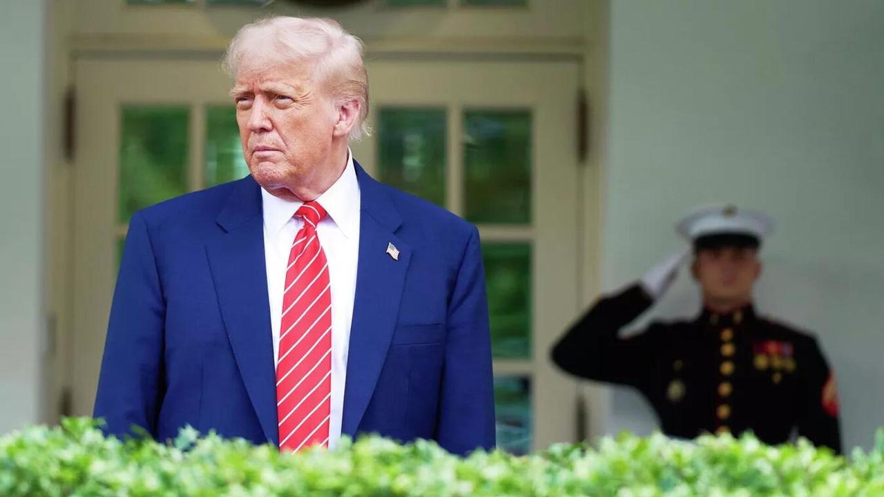 特朗普：美方行动数小时即“战胜”伊朗，并威胁摧毁其电力设施

俄罗斯卫星通讯社 