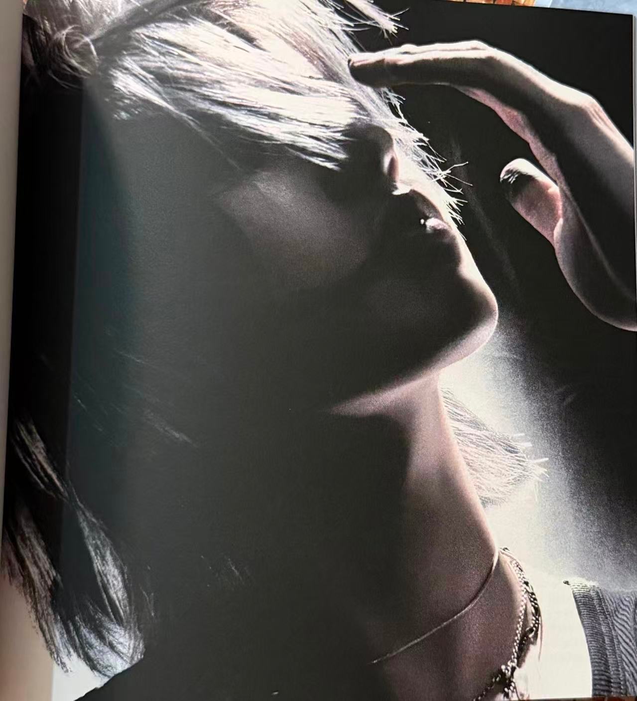 妈妈。 