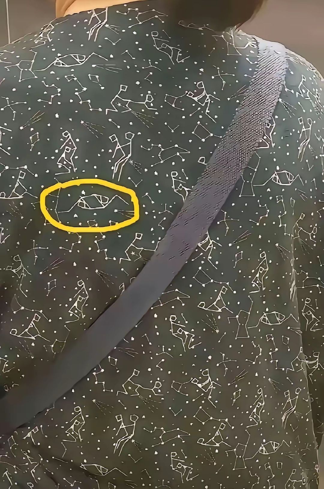 这位设计师这是个人才～