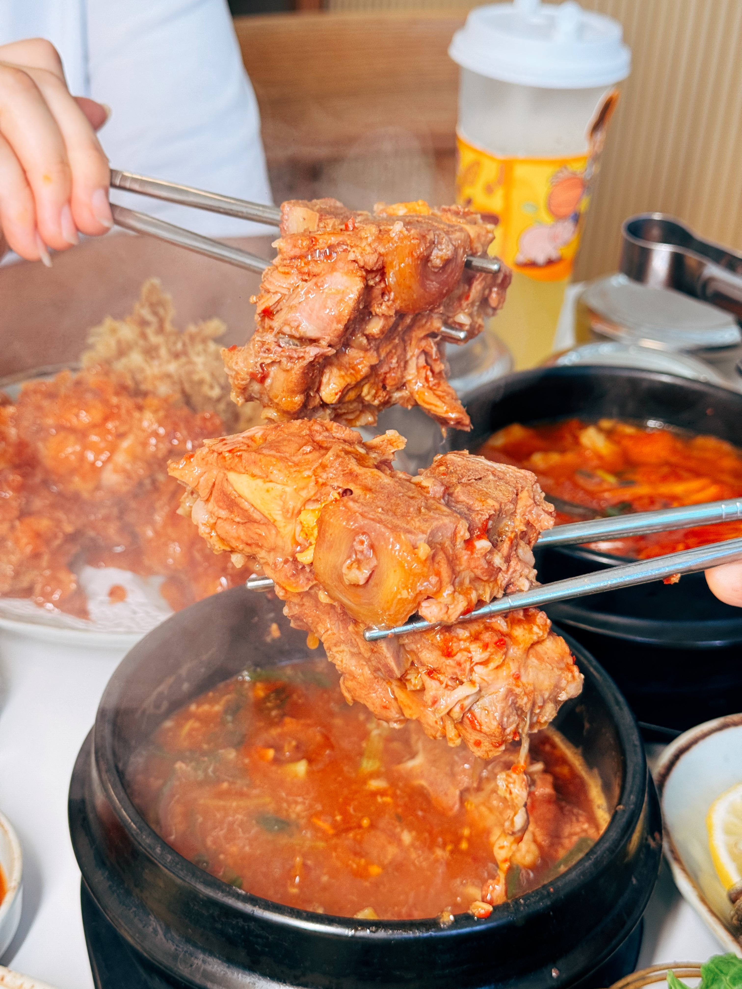 肉香翻腾处，皆是欢喜客。米肠汤饭，二十年宝藏韩料店。吃在盐城[超话]盐城美食同城