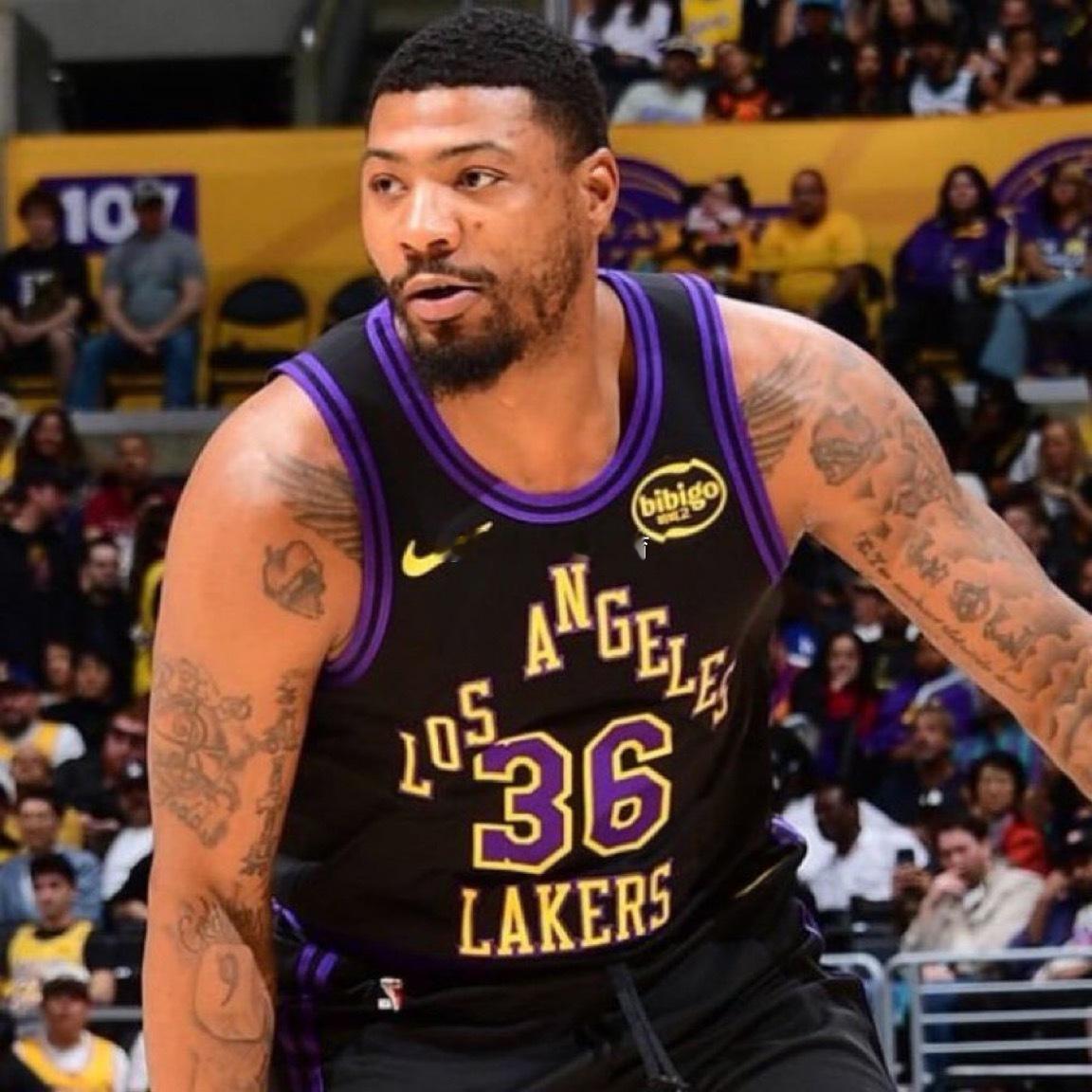 关于马库斯·斯马特的季后赛影响力，你怎么说都不过分 🤯- 得分比阿尔佩伦·申京