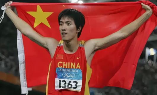 上网查了一下，
如果刘翔选择买断，他的安置费有多少钱？

之前奥运亚军何冰娇，运