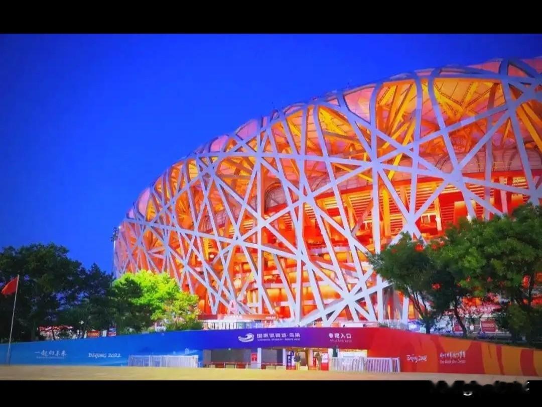 10月22日，记者自国家体育场得悉，本月即将迎来全球移动电子竞技盛事的首度入驻。